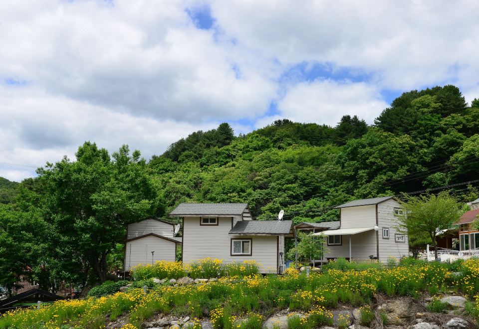 용소폭포하우스 (경기도 가평군) 사진