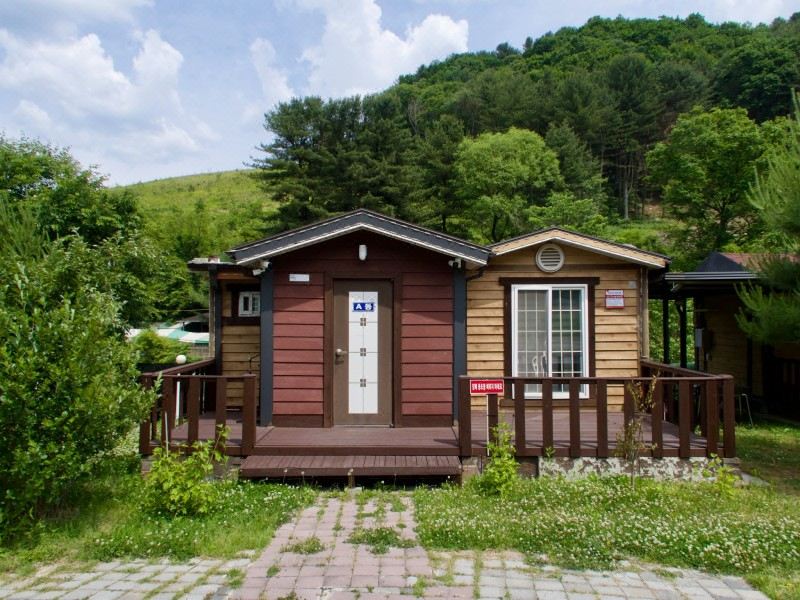 칼봉산 계곡 펜션 (경기도 가평군) 사진