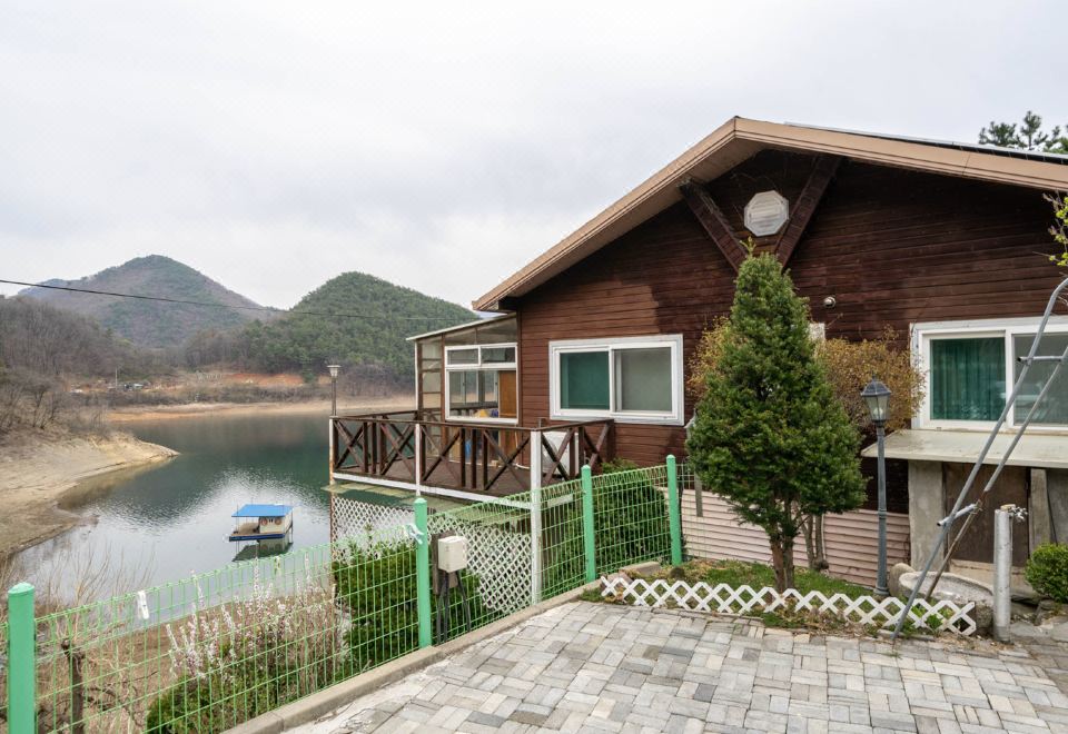 녹수와 청산의 집 (충청북도 제천시) 사진