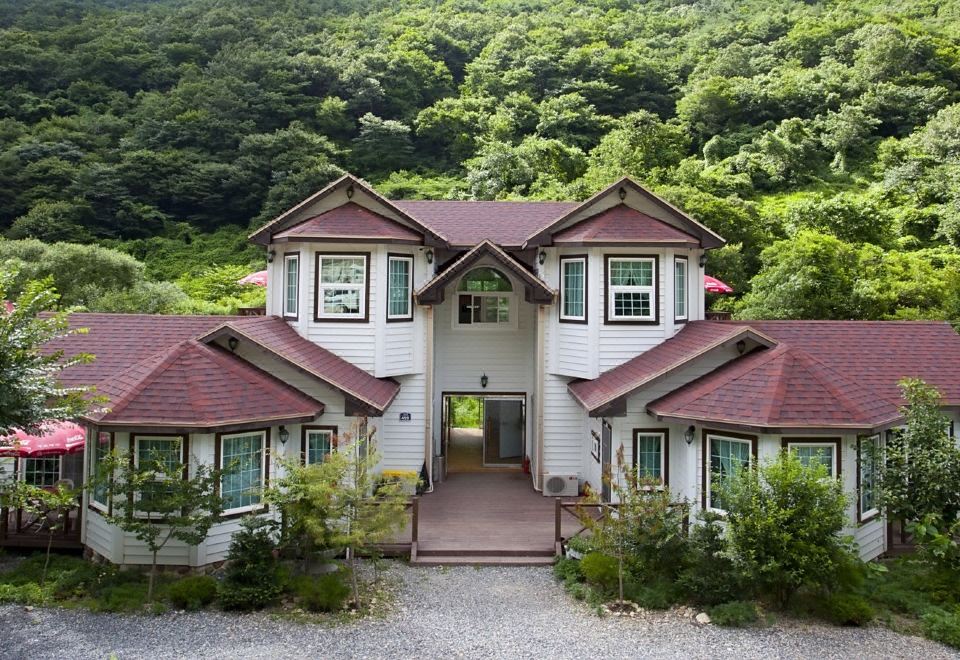 아이리스 (경상남도 밀양시) 사진