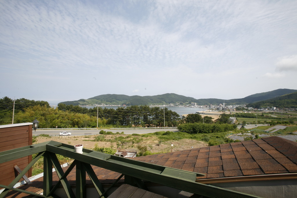 아지랑냉이랑 (경상남도 거제시) 사진