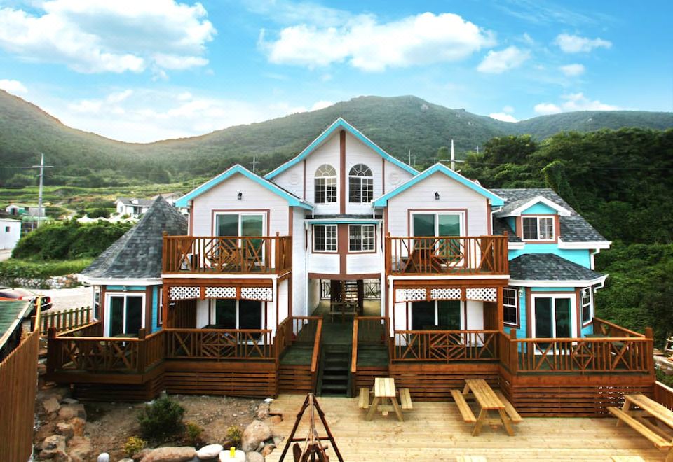 아라펜션 (경상남도 거제시) 사진