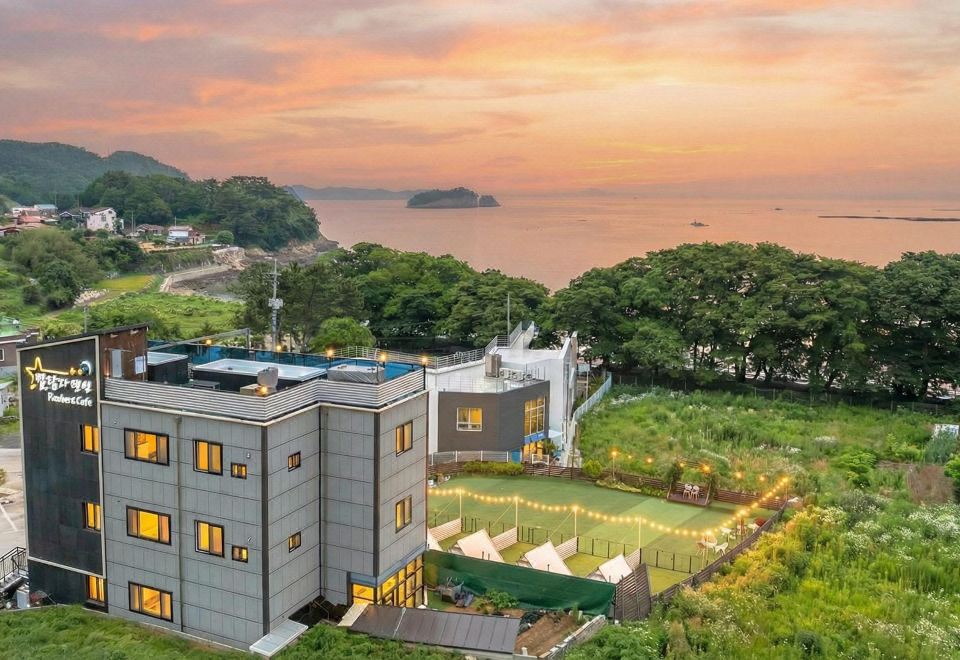 남해댕댕이 애견펜션 블루 (경상남도 남해군) 사진