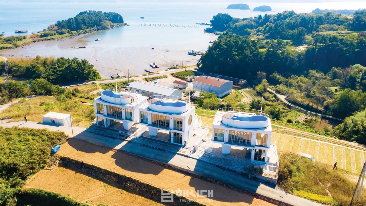 까사리포죠 (경상남도 남해군) 사진