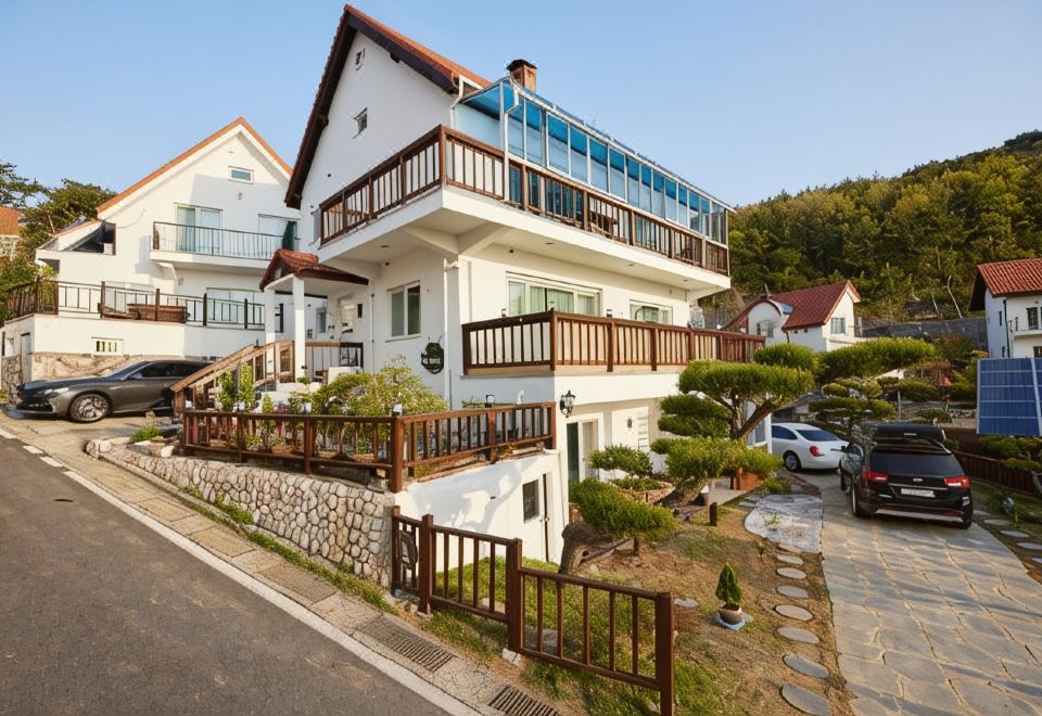 헤라클레스펜션 (경상남도 남해군) 사진