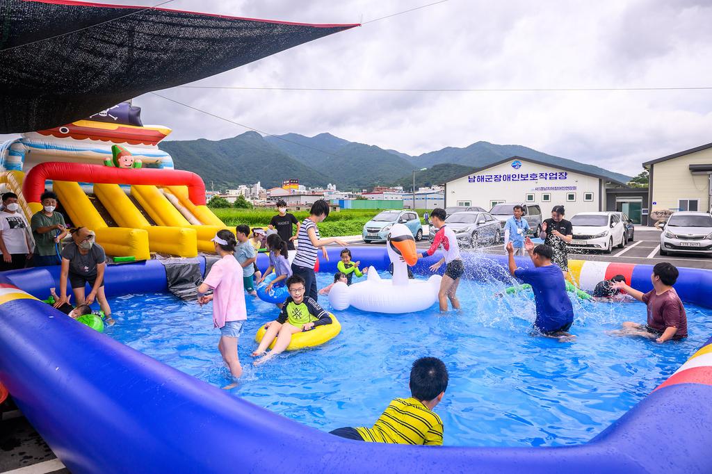느티나무길 (경상남도 남해군) 사진