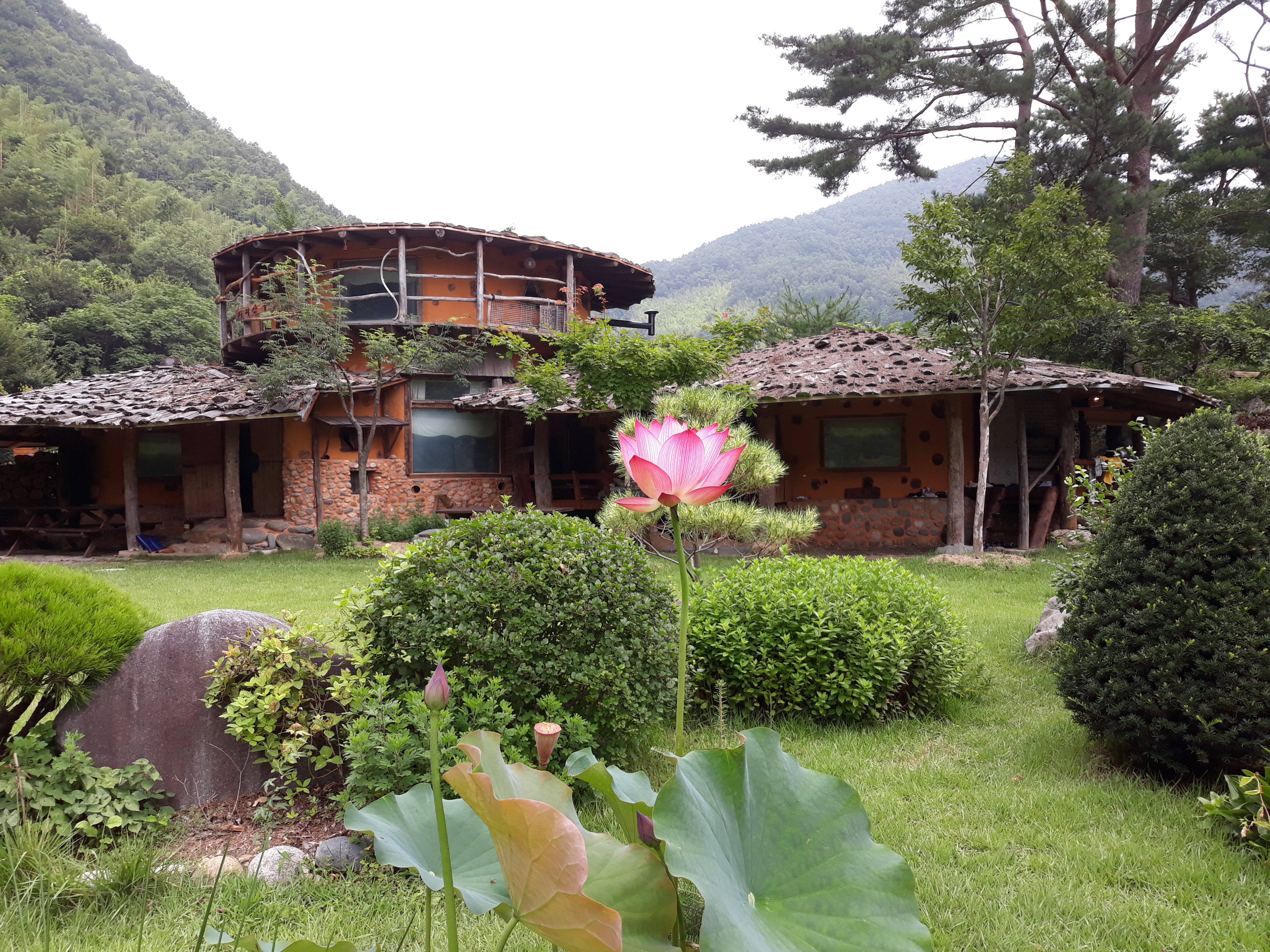 지리산물푸레흙집펜션 (경상남도 산청군) 사진